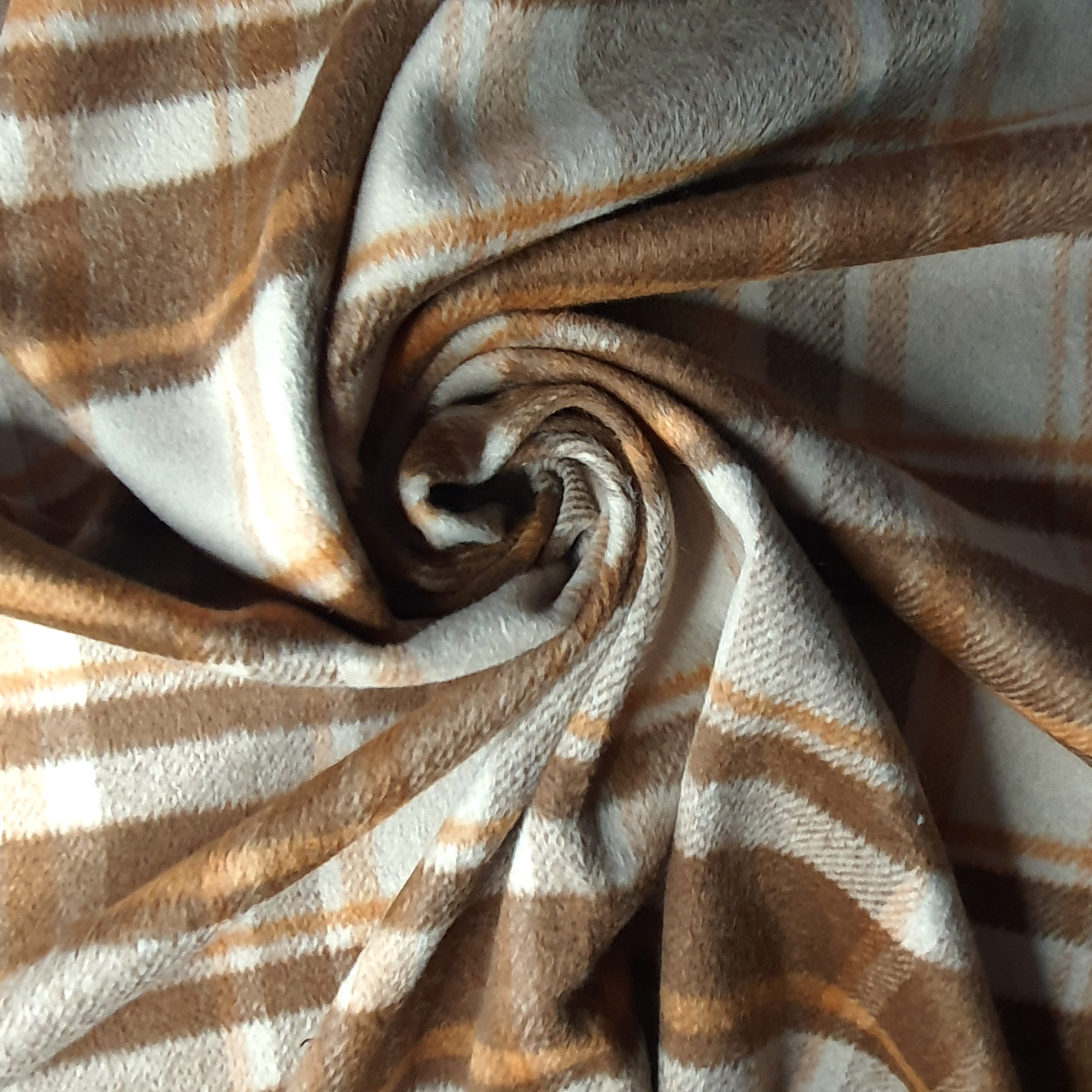 Tissu lainage manteau carreau écossais marron orange. (1)