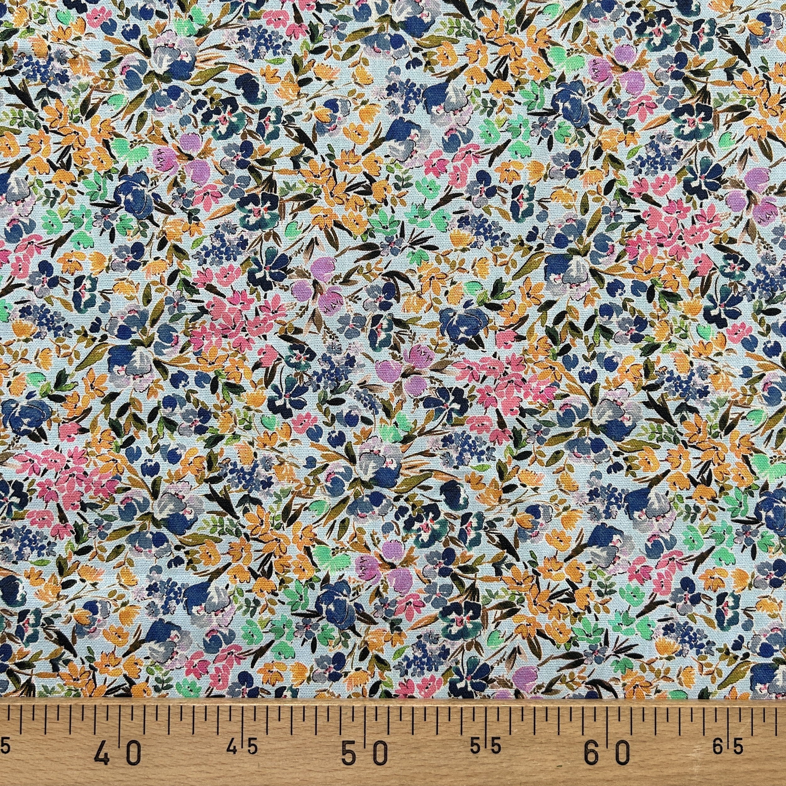 Tissu lin viscose fleuri multi couleur bleu  (2)