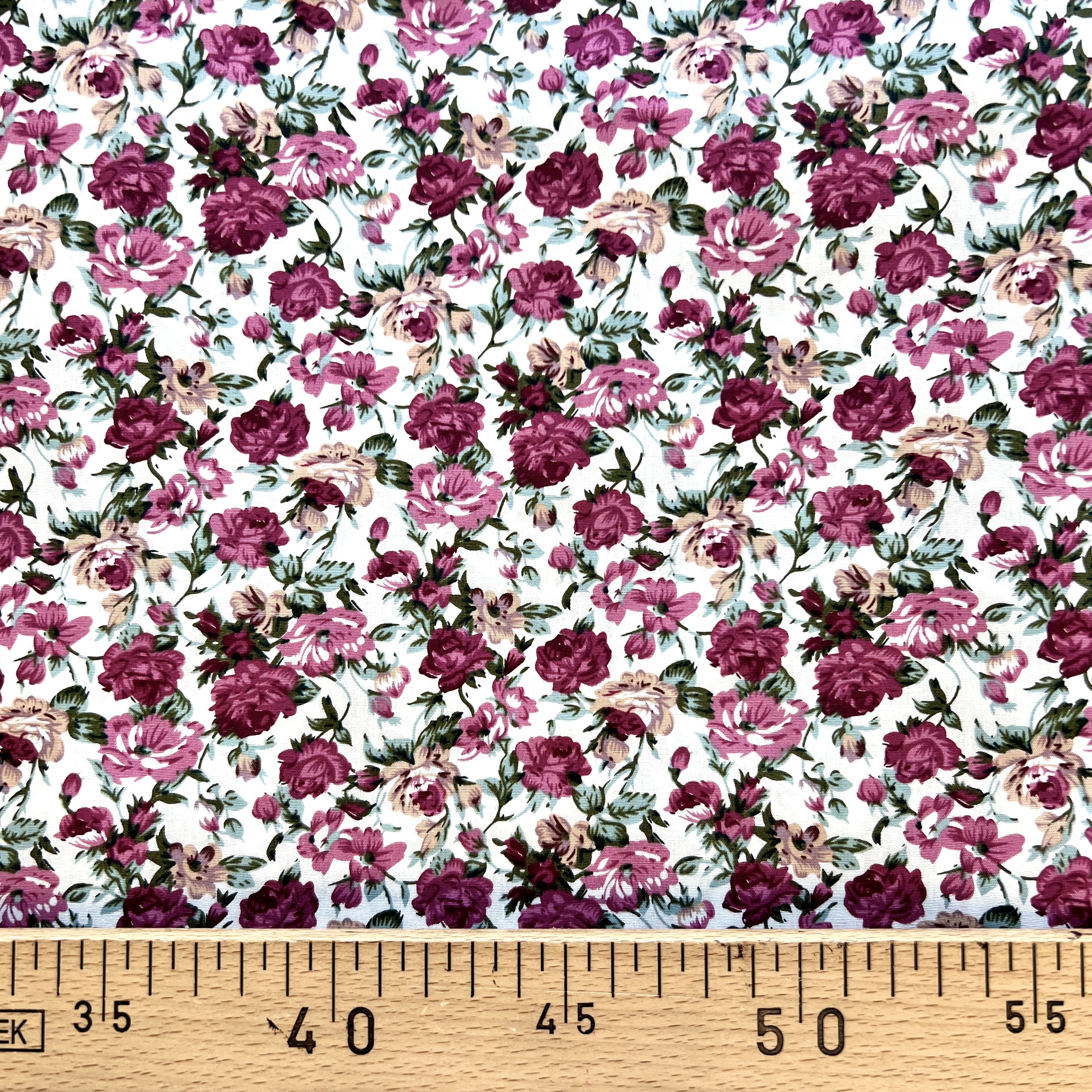 Tissu popeline de coton fleuri romantique rose.j