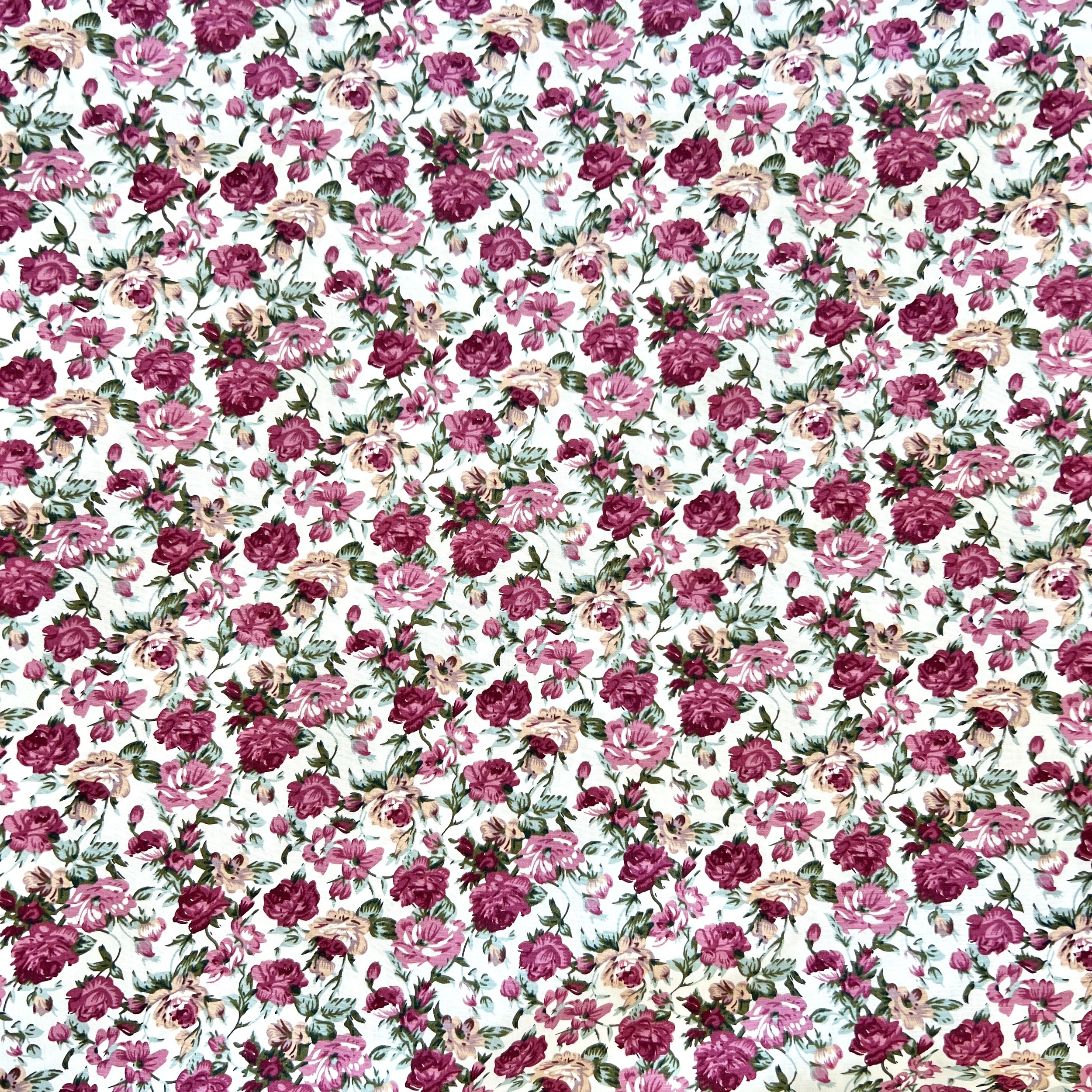 Tissu popeline de coton fleuri romantique rose