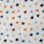 Tissu coton bio étoile multi couleur fond blanc (1)