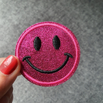 Patch thermocollant rond tête de smiley brillant rose fuchsia (1)