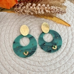 Boucles d'oreilles pendantes acier inoxydable et résine vert