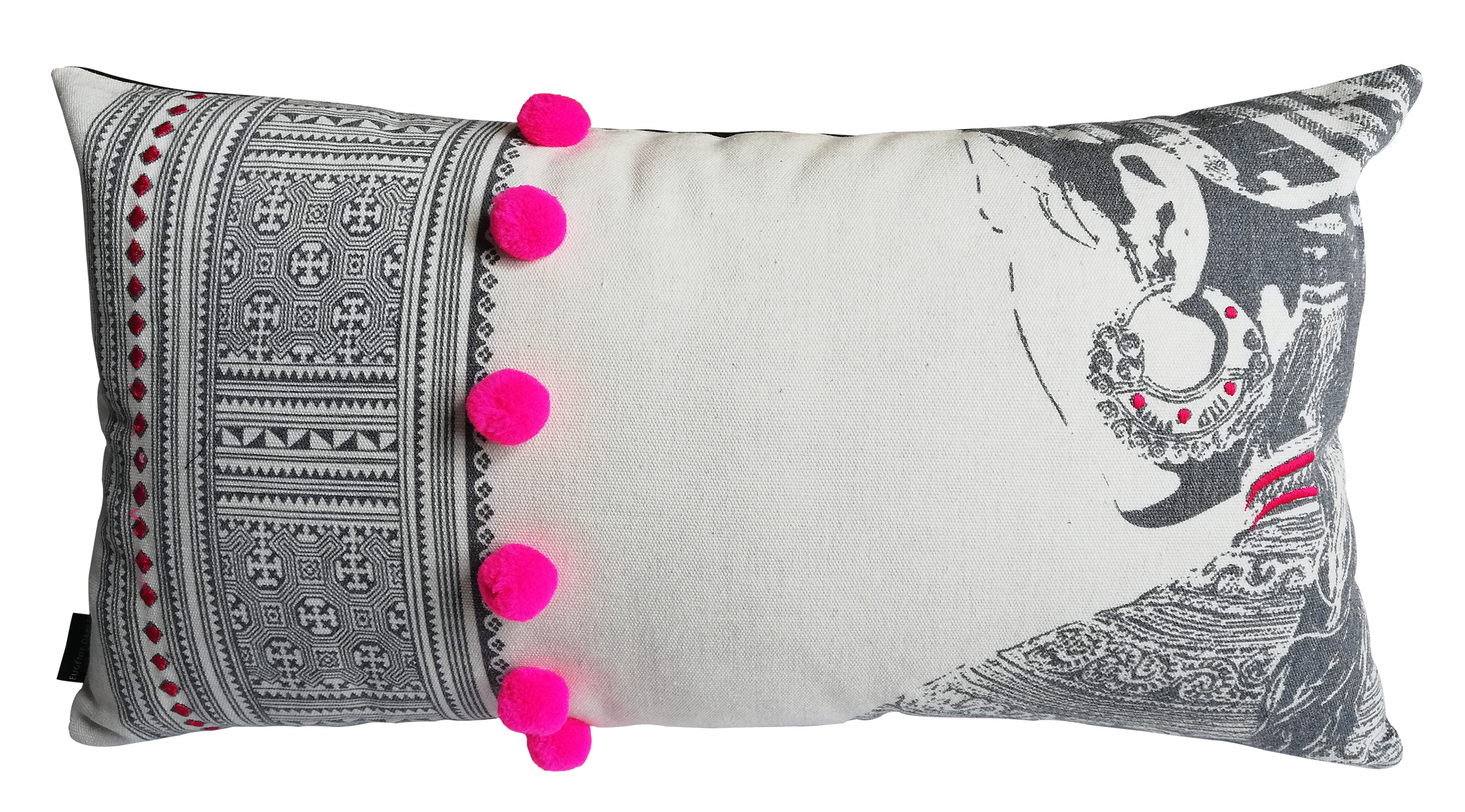 coussin motif ethnique