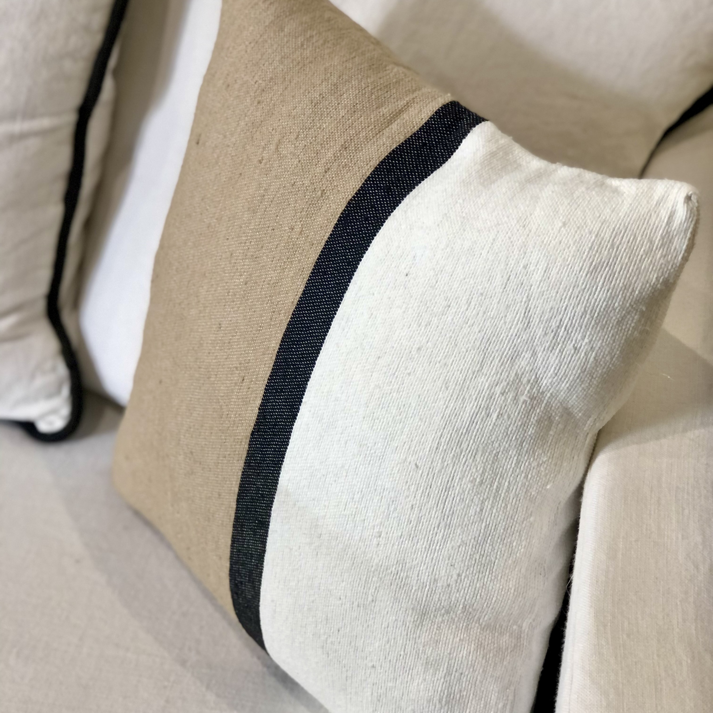 coussin laine et coton beige