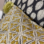 coussin imprimé indien
