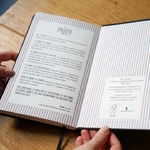 carnet le papier fait de la résistance