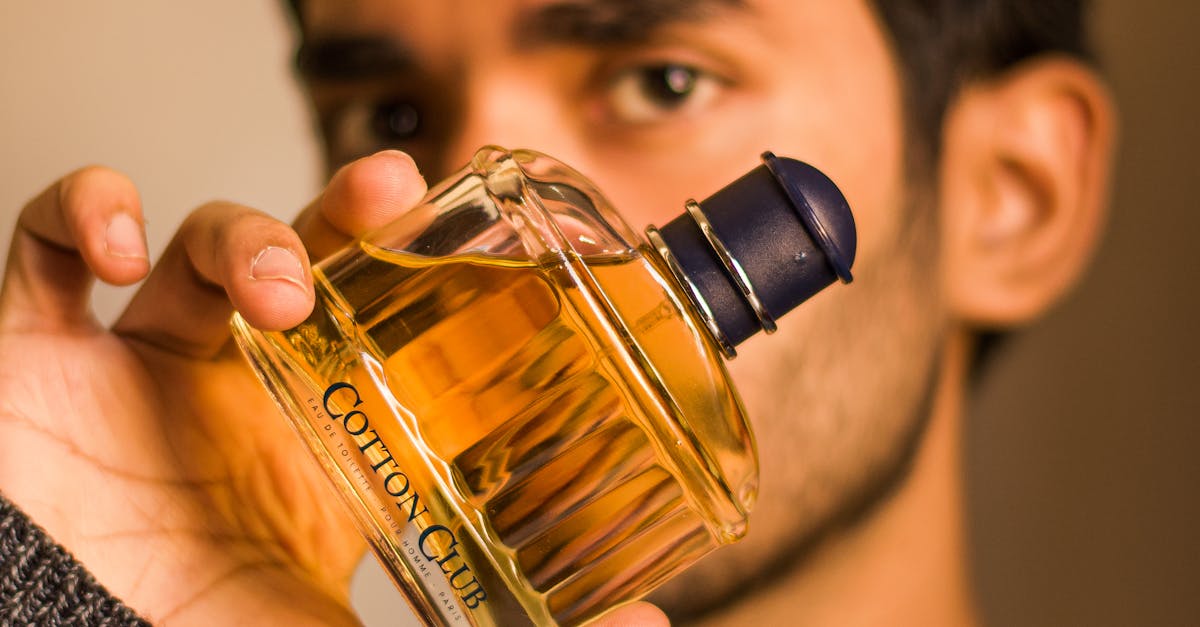 Top 10 parfums pas chers pour hommes : élégance à petit prix