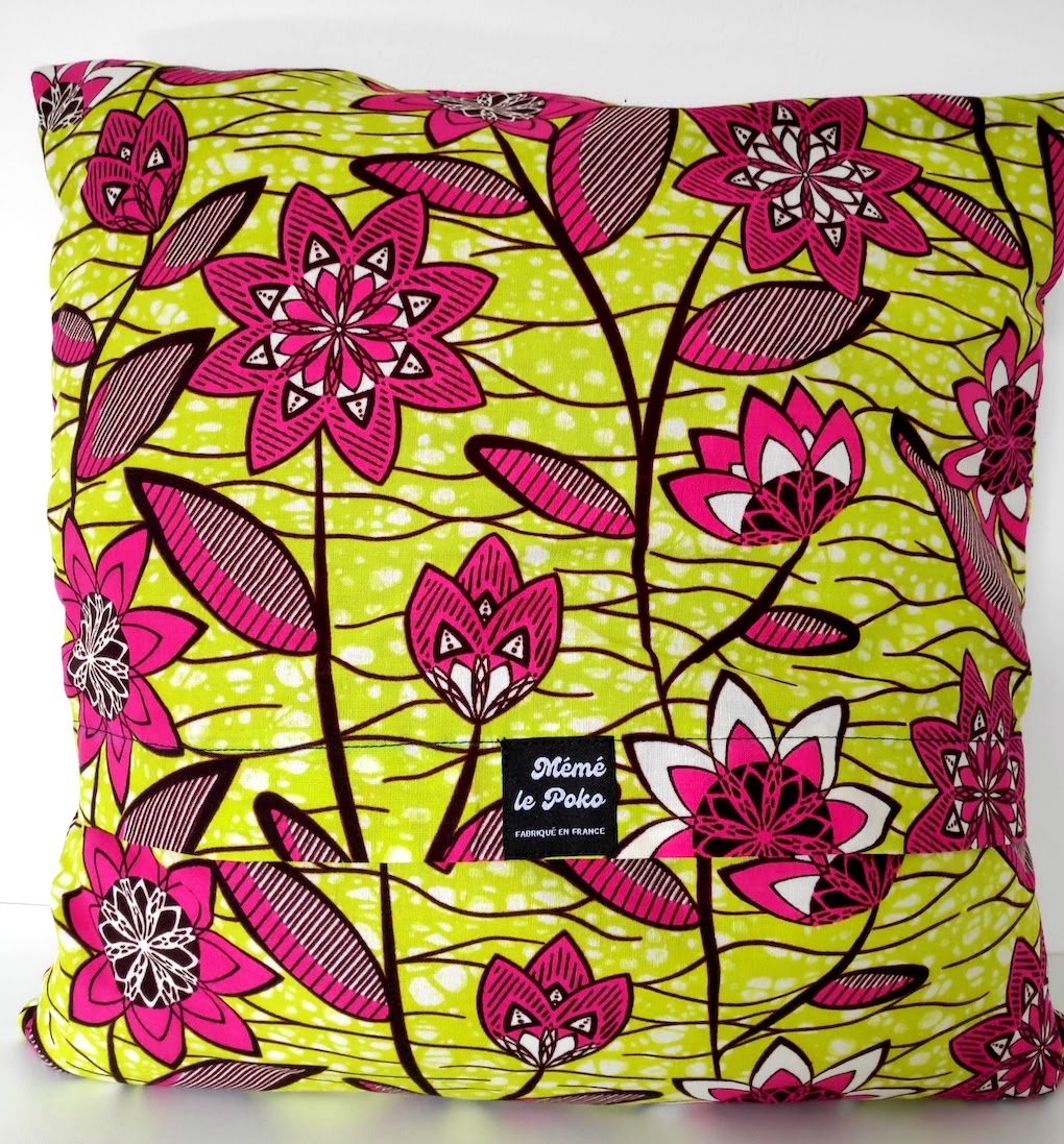 coussin-40x40-dos-fond-vert-anis-fleurs-fuschias