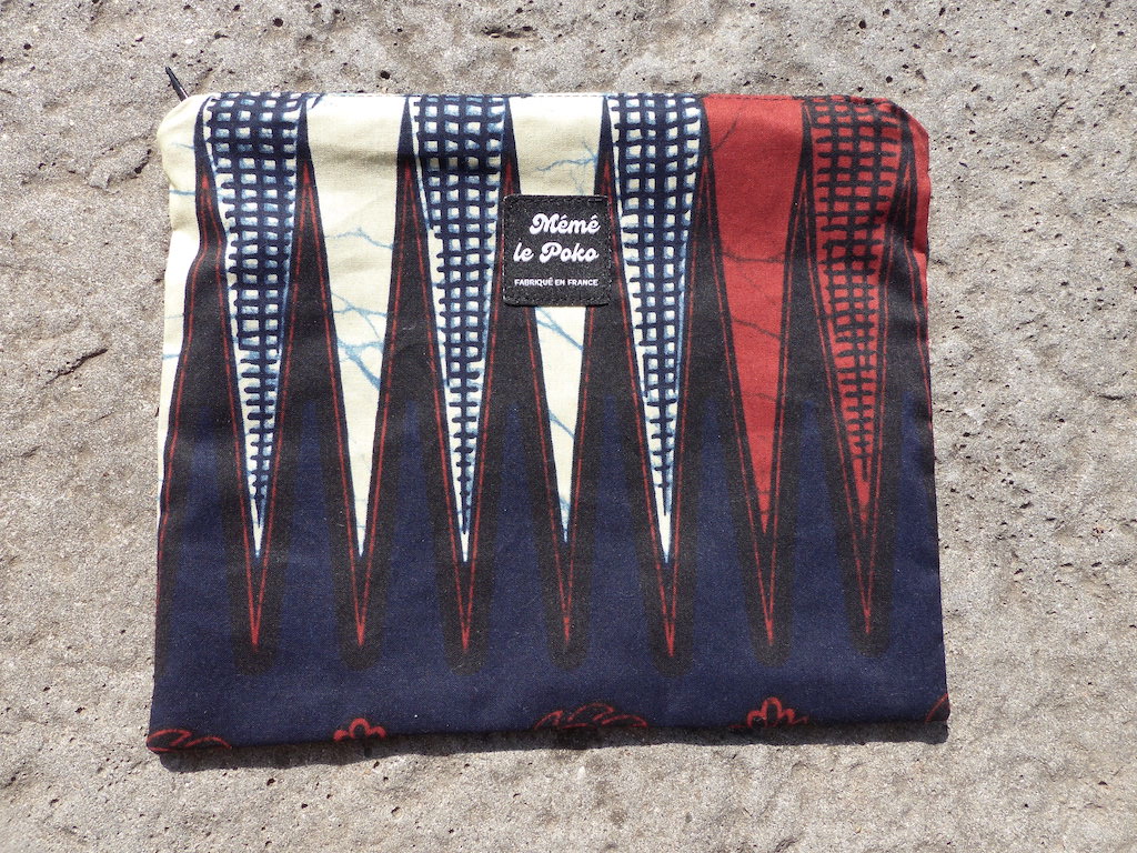 pochette plate 18x22 backgammon bleu et bordeaux
