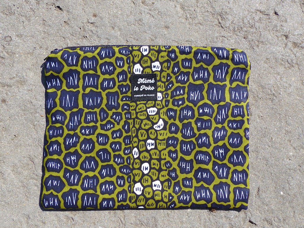 pochette plate 18x24 camouflage kaki