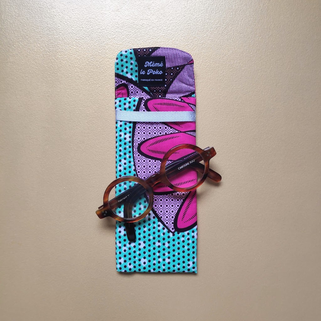 Etui lunettes rose et vert ouvert