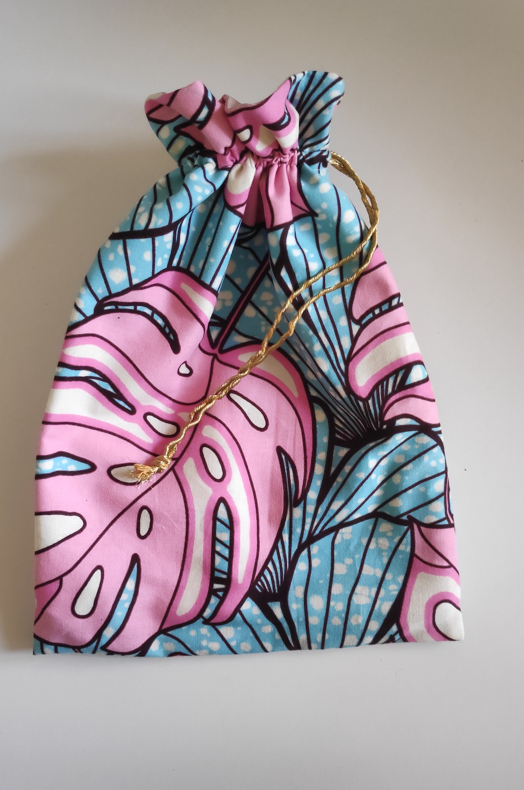 pochon rose et bleu