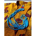 veste yazu jaune avec collier bleu turquoise