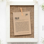 fille-dans-cadre