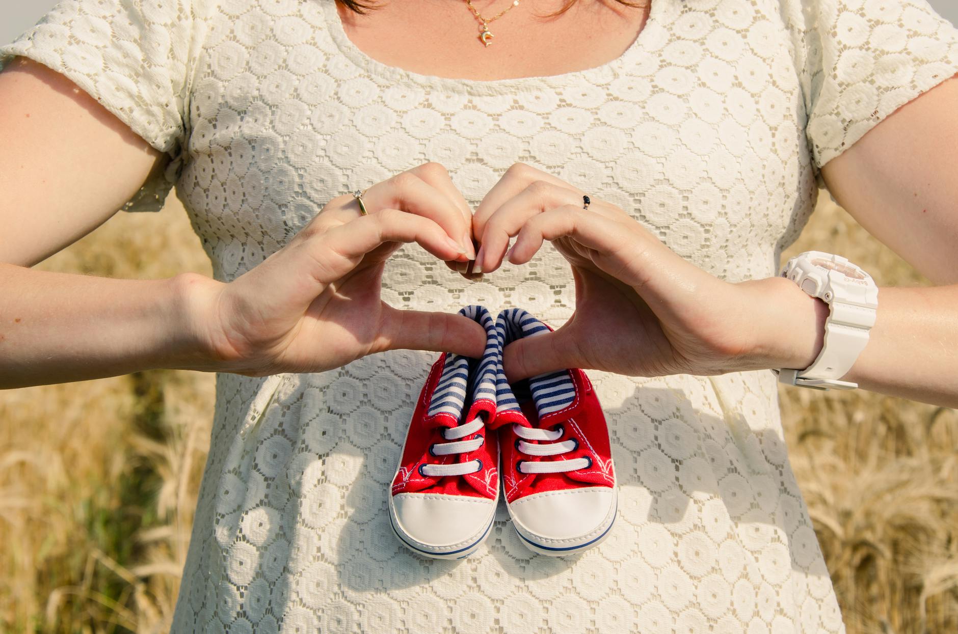 photos gratuites de attendre baskets chaussures