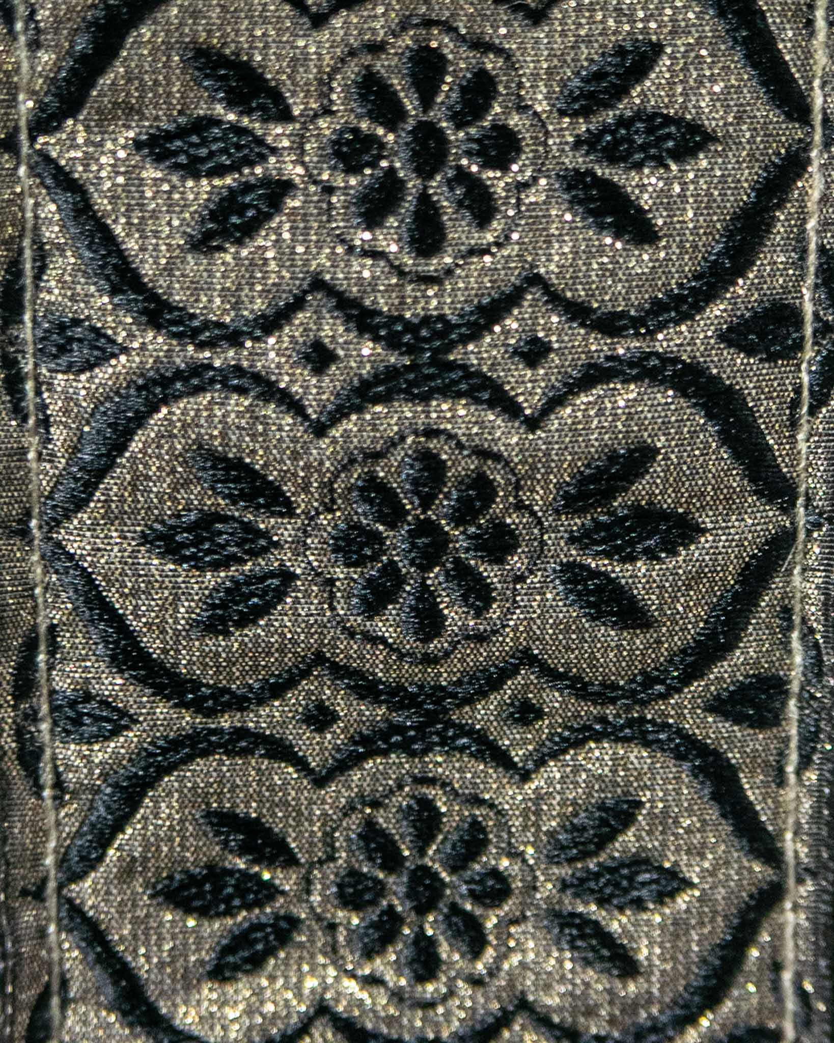EB25-JacquardStraps-Carousel1-5