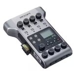 ZOOM+P4+PODTRAK-1.JPG