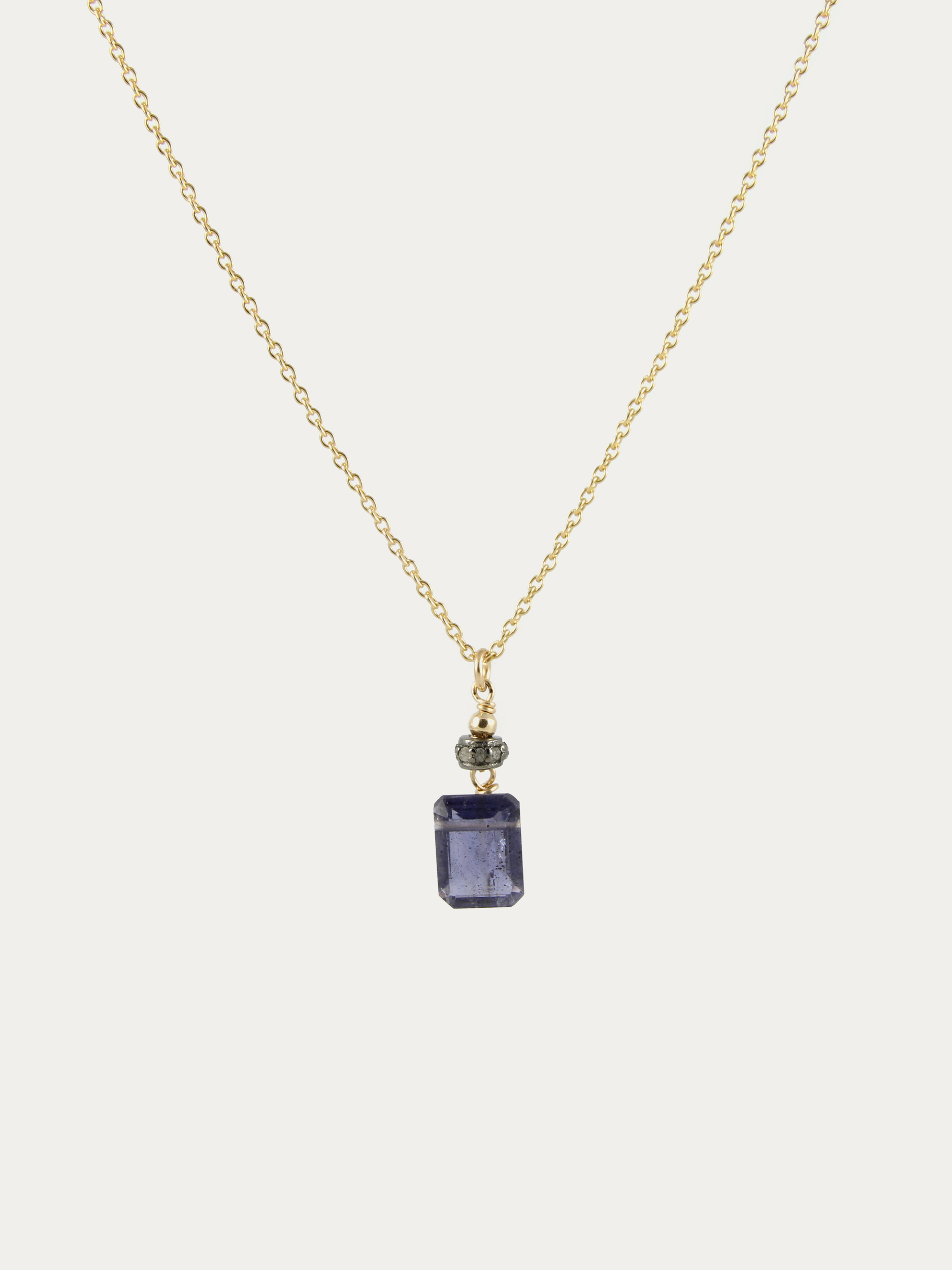 CO_JULIE_BONZOM_CHARLIE_IOLITE_1