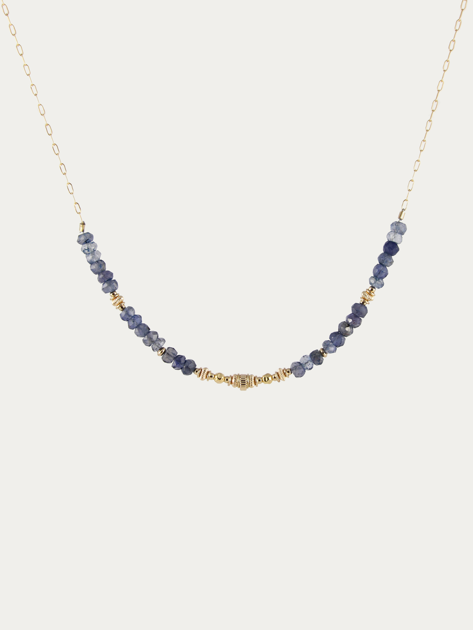 CO_JULIE_BONZOM_INDI_IOLITE_2