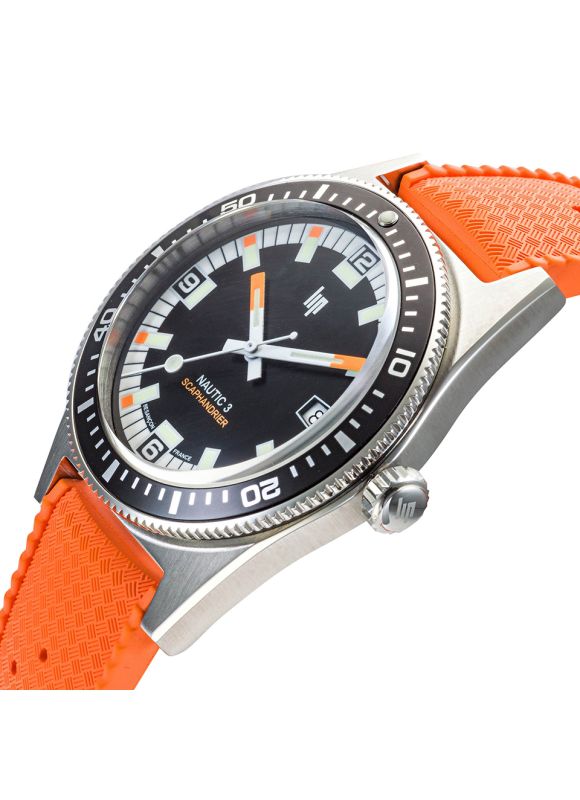 MONTRE_LIP_NAUTIC_3_SCAPHANDRIER_39MM_1099_2