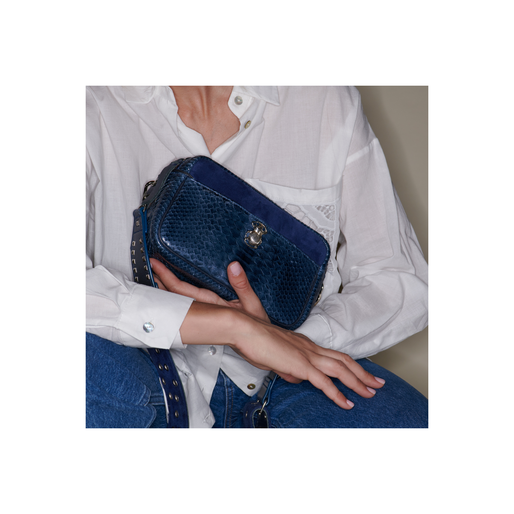 SAC_CLARIS_VIROT_PYTHON_LILY_NAVY_0R_590_1