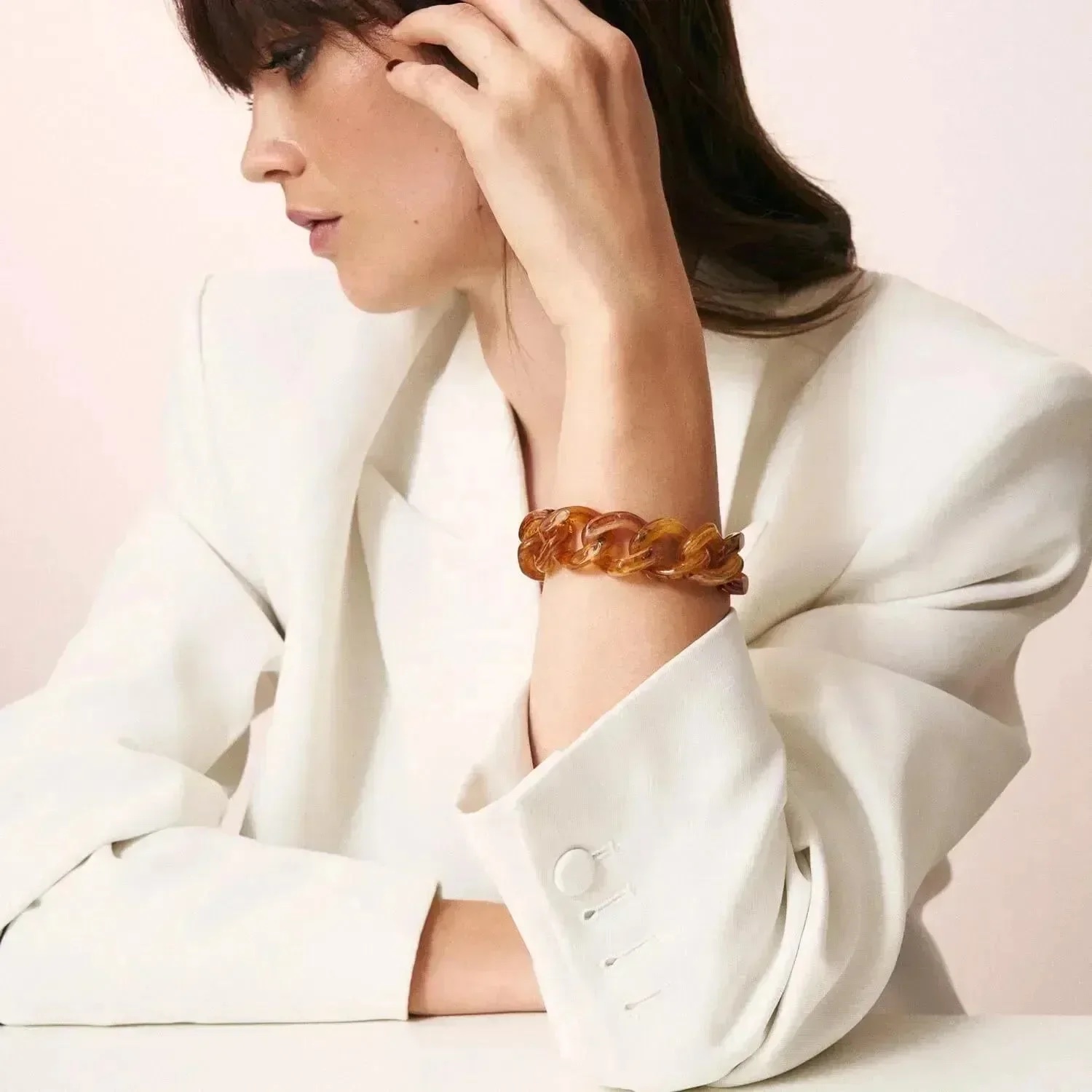 BT_VANESSA_BARONI_FLAT_CHAIN_BERNSTEIN_1