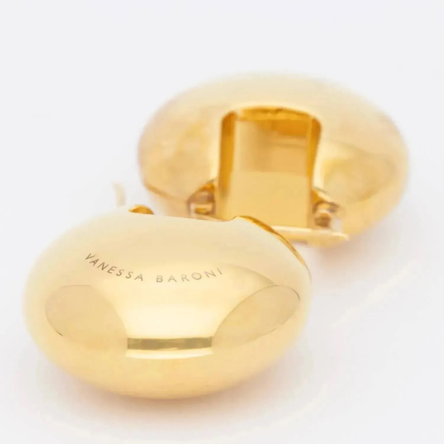 BO_VANESSA_BARONI_BUG_GOLD_1