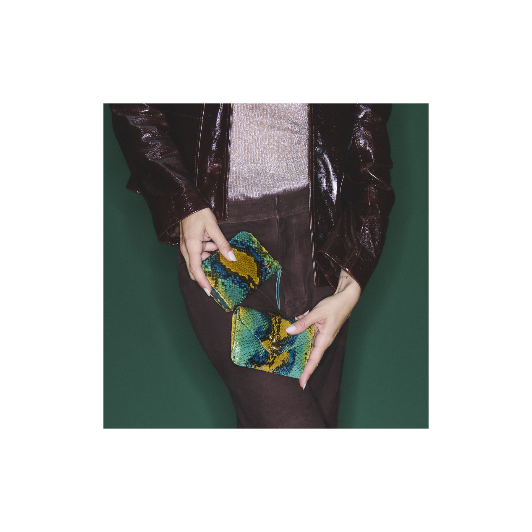 PORTEFEUILLES_CLARIS_VIROT_PYTHON_ALEX_LOTUS_BLEU_1