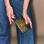 PORTEFEUILLES_CLARIS_VIROT_PYTHON_ALEX_DARK_KAKI_1