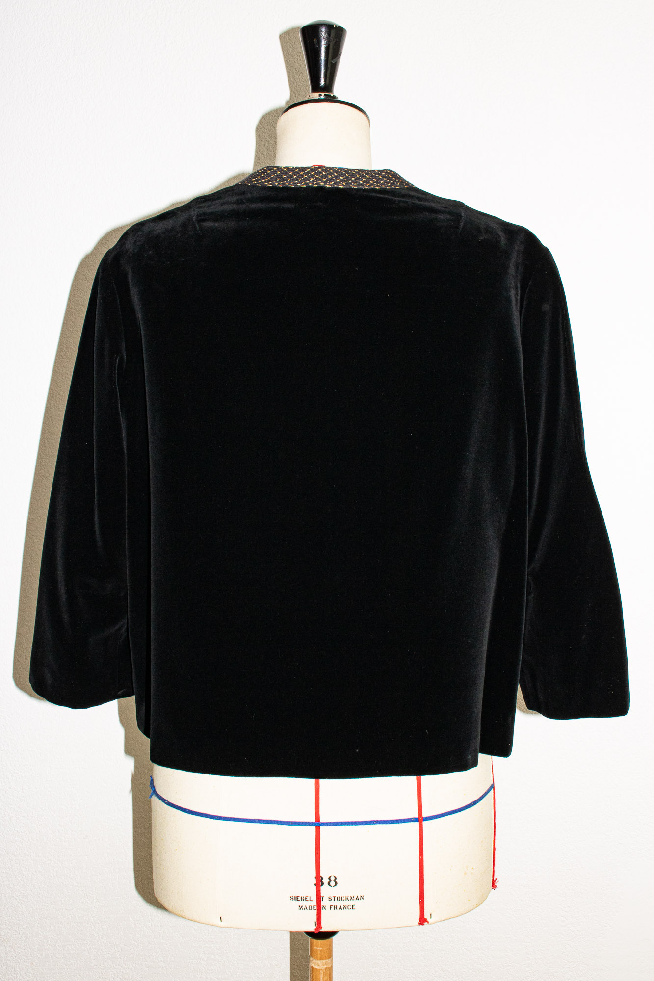 FELICITA-VESTE VINTAGE 60S EN VELOURS NOIR-6