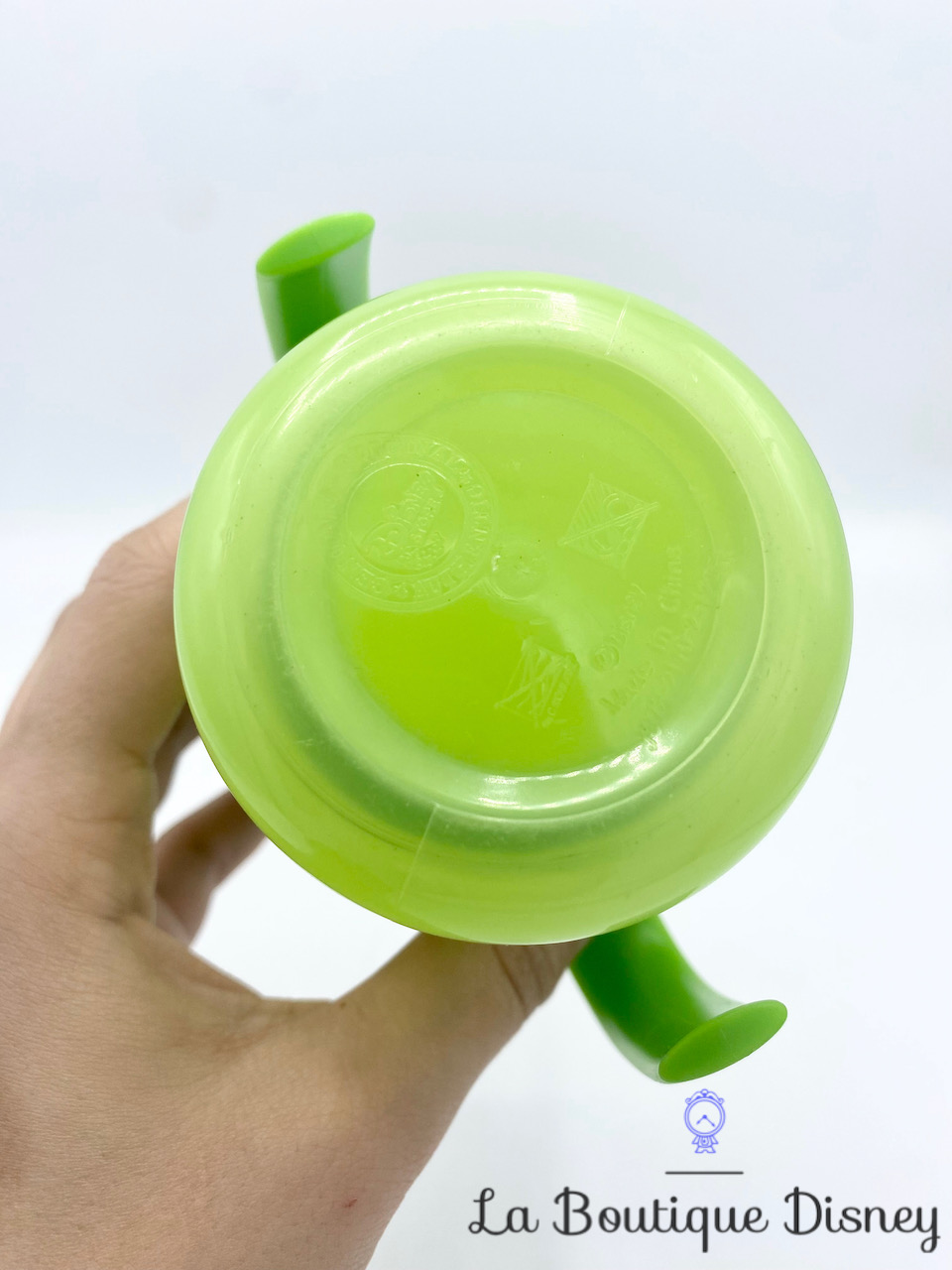 gobelet-apprentissage-pascal-raiponce-disney-store-plastique-verre-caméléon-vert-0