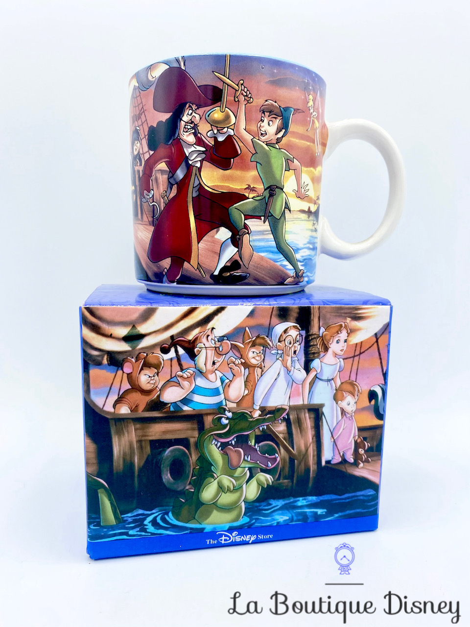 Tasse scène Peter Pan Walt Disney\'s mug scène film Capitaine Crochet Bateau avec boite