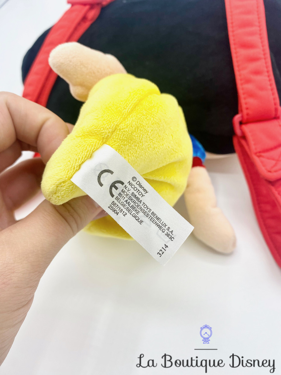sac-a-dos-blanche-neige-disney-nicotoy-peluche-princesse-4