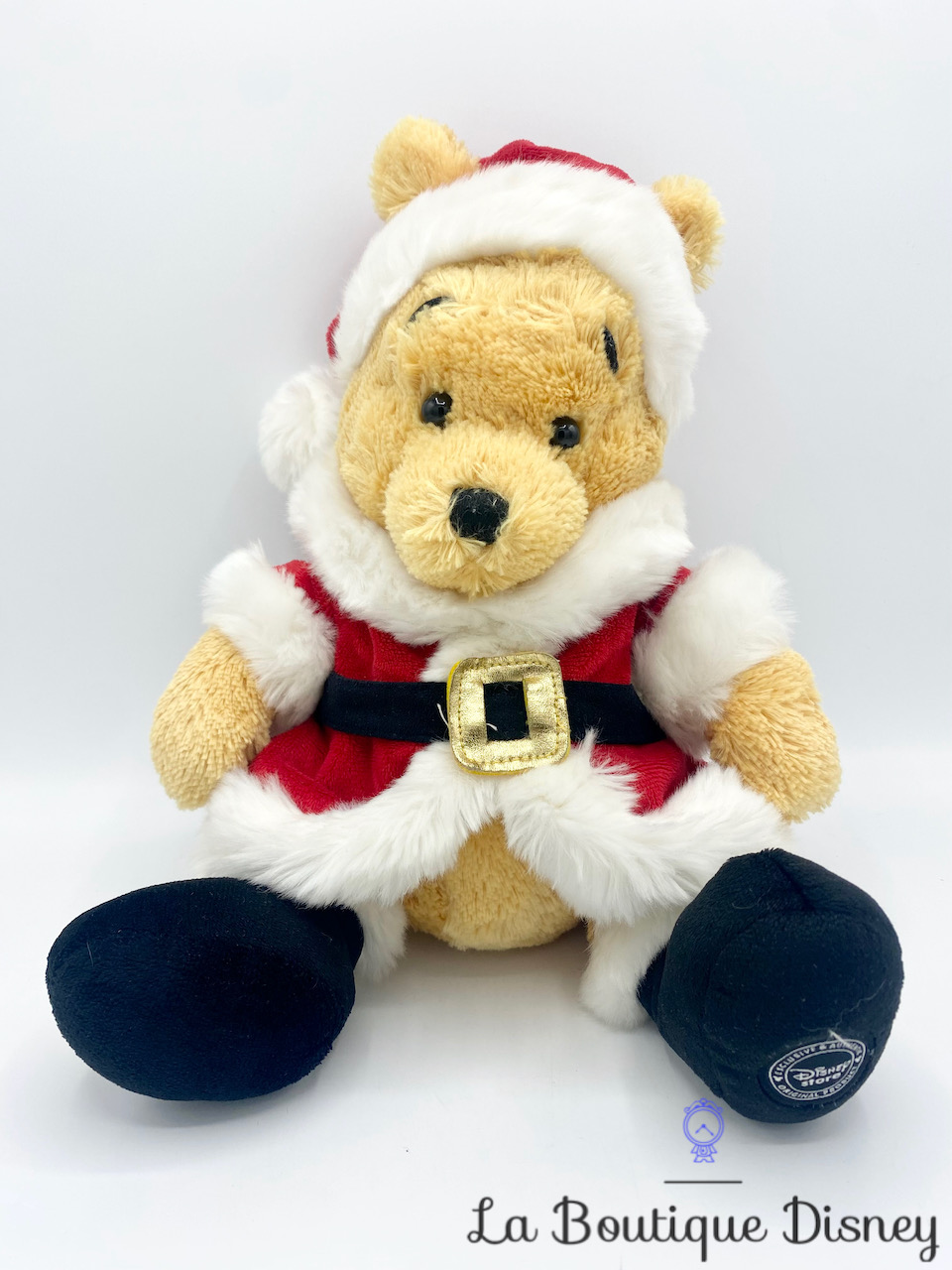 Peluche Winnie l\'ourson Noël Disney Store Exclusive rouge bonnet Père Noël 33 cm