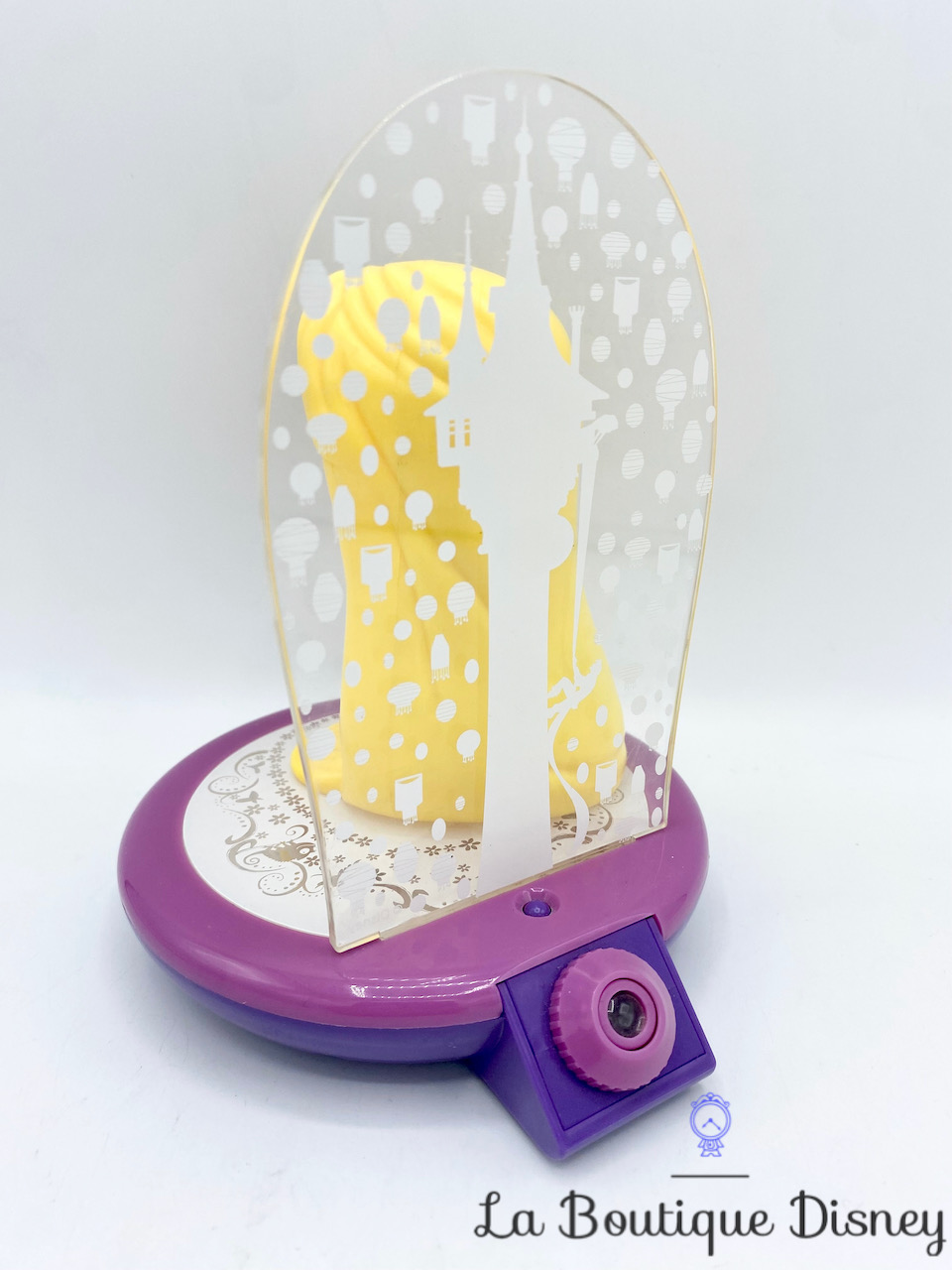 Veilleuse projecteur - lampe torche Princesse Raiponce de Disney   Veilleuse sur Veilleuses et luminaires pour enfant sur Déco de Héros