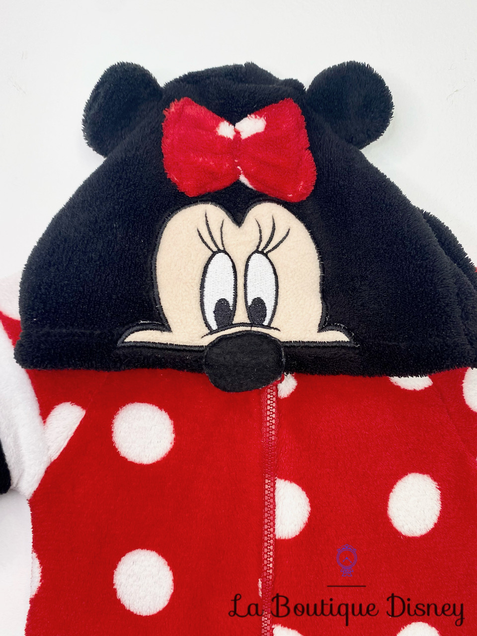 deguisement-combinaison-minnie-mouse-disney-baby-rouge-noir-pois-capuche-polaire-1