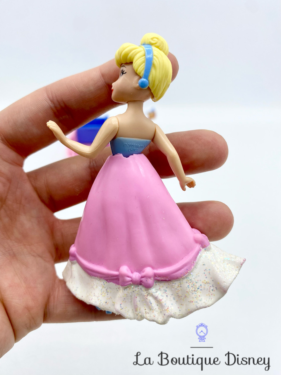 figurine-fashion-polly-pocket-cendrillon-armoire-souris-dressing-disney-mattel-mini-poupée-5