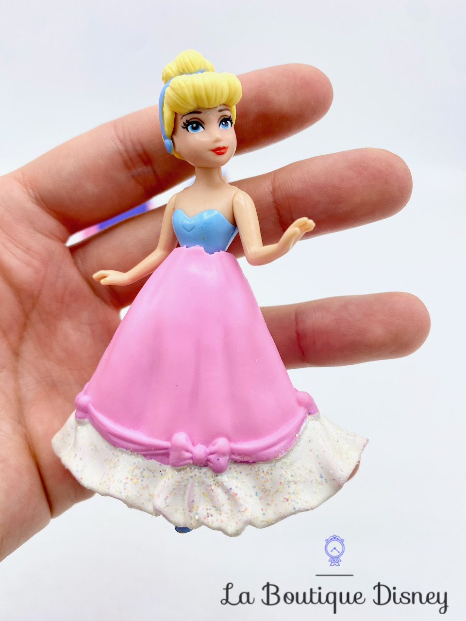 figurine-fashion-polly-pocket-cendrillon-armoire-souris-dressing-disney-mattel-mini-poupée-6
