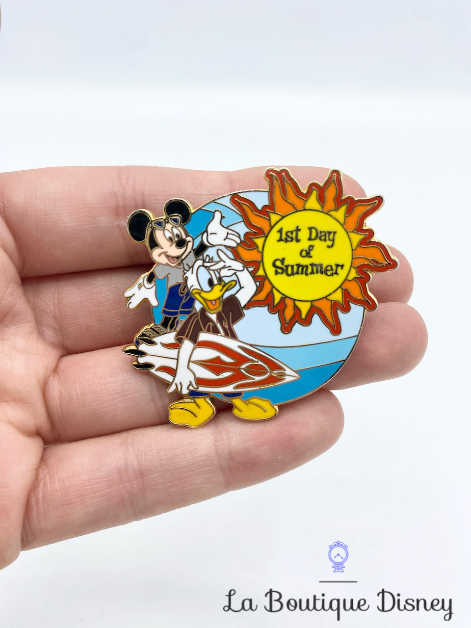 Pin-Mickey-Donald-1st-Day-of-Summer-2001-Opening-Edition-Disneyland-Resort-USA-5434