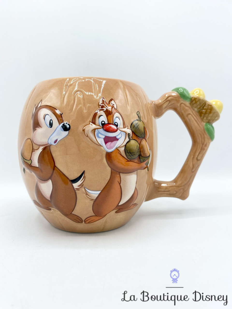 Tasse Tic et Tac Disneyland Paris mug Disney écureuils marrons noisettes relief 3D