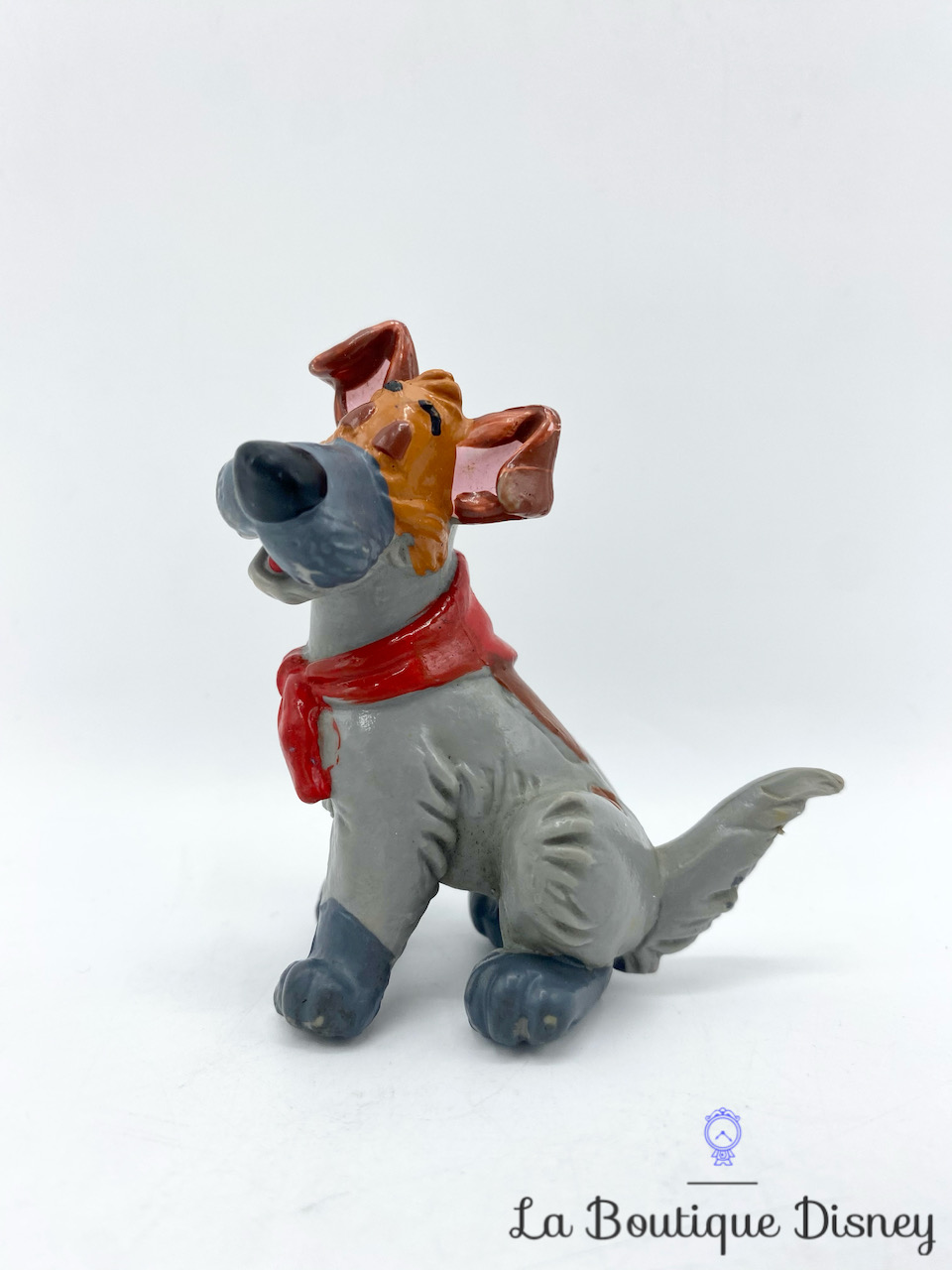 figurine-roublard-chien-oliver-et-compagnie-bully-disney-foulard-rouge-1