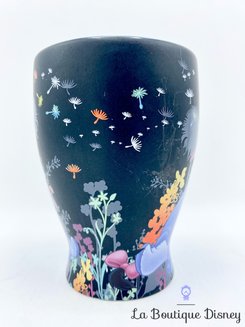 tasse-bourriquet-fleurs-disney-store-mug-winnie-ourson-noir-fleurs-2