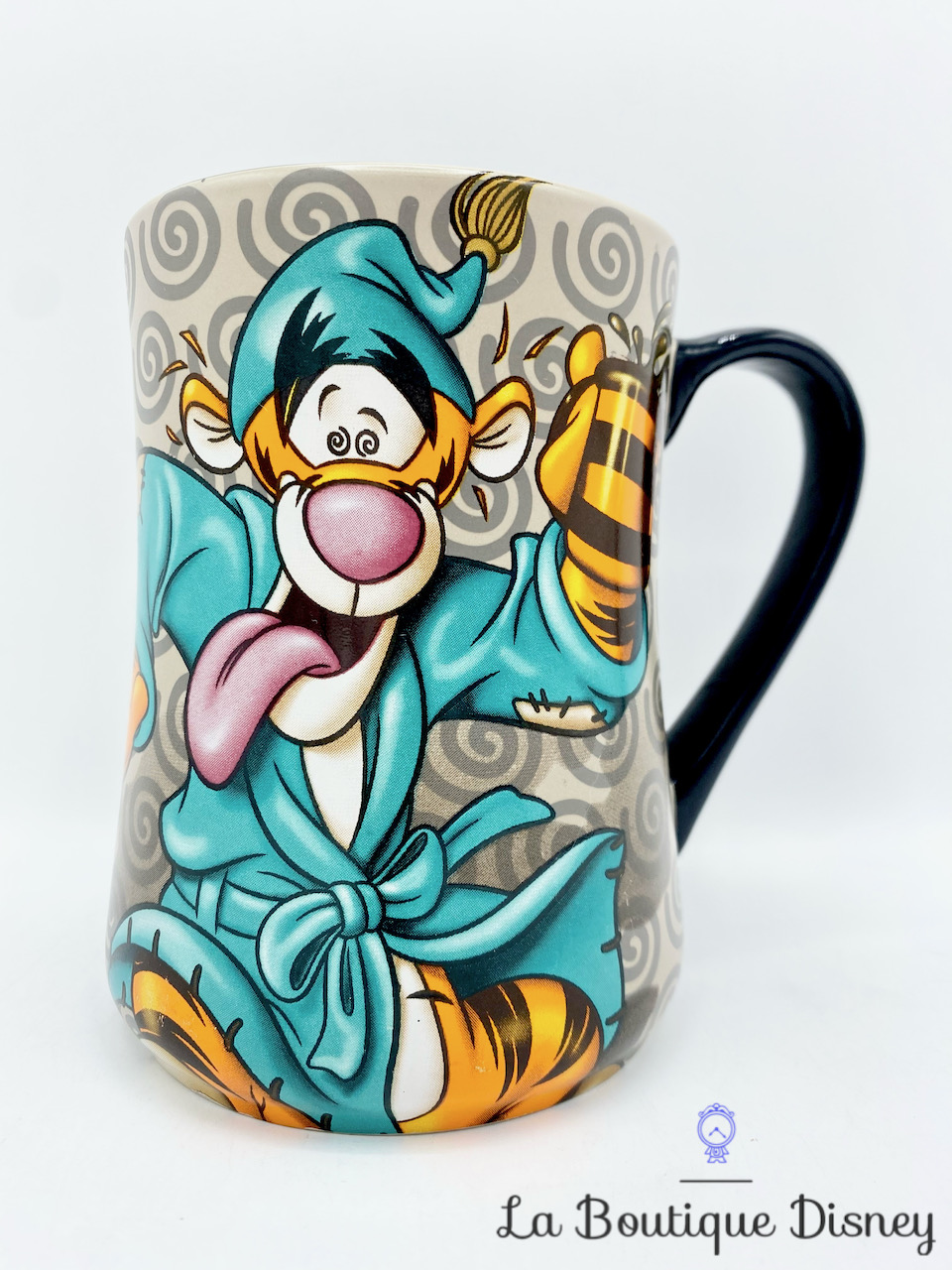 Tasse Tigrou Matin Disney Parks mug Disneyland tigre Winnie l\'Ourson Wired for Another Day Morning pyjama