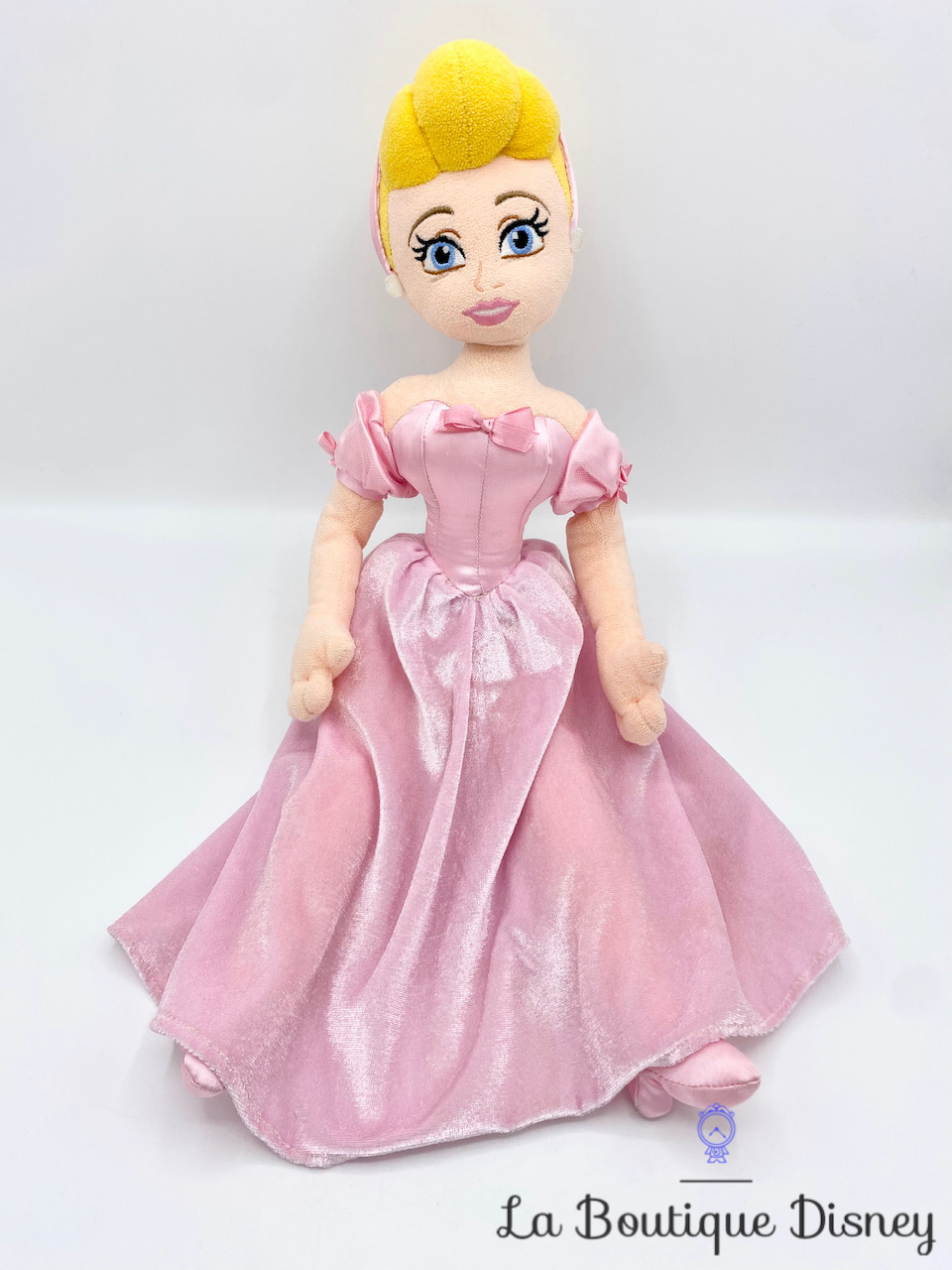 Poupée Chiffon Cendrillon Robe Rose Disney Store Exclusive peluche princesse 50 cm