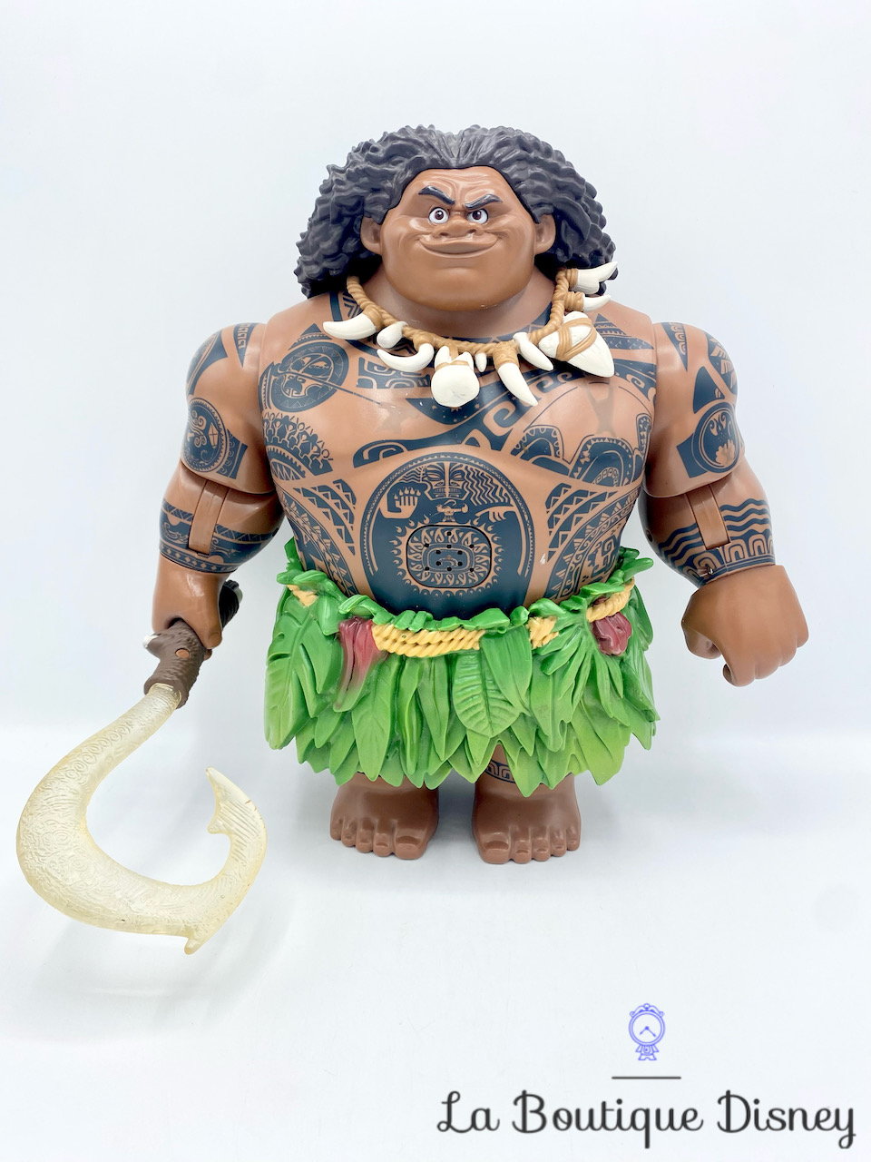 Jouet Figurine musicale Maui En vedette Disney Store 2017 Vaiana demi dieu  hameçon interactif 31 cm