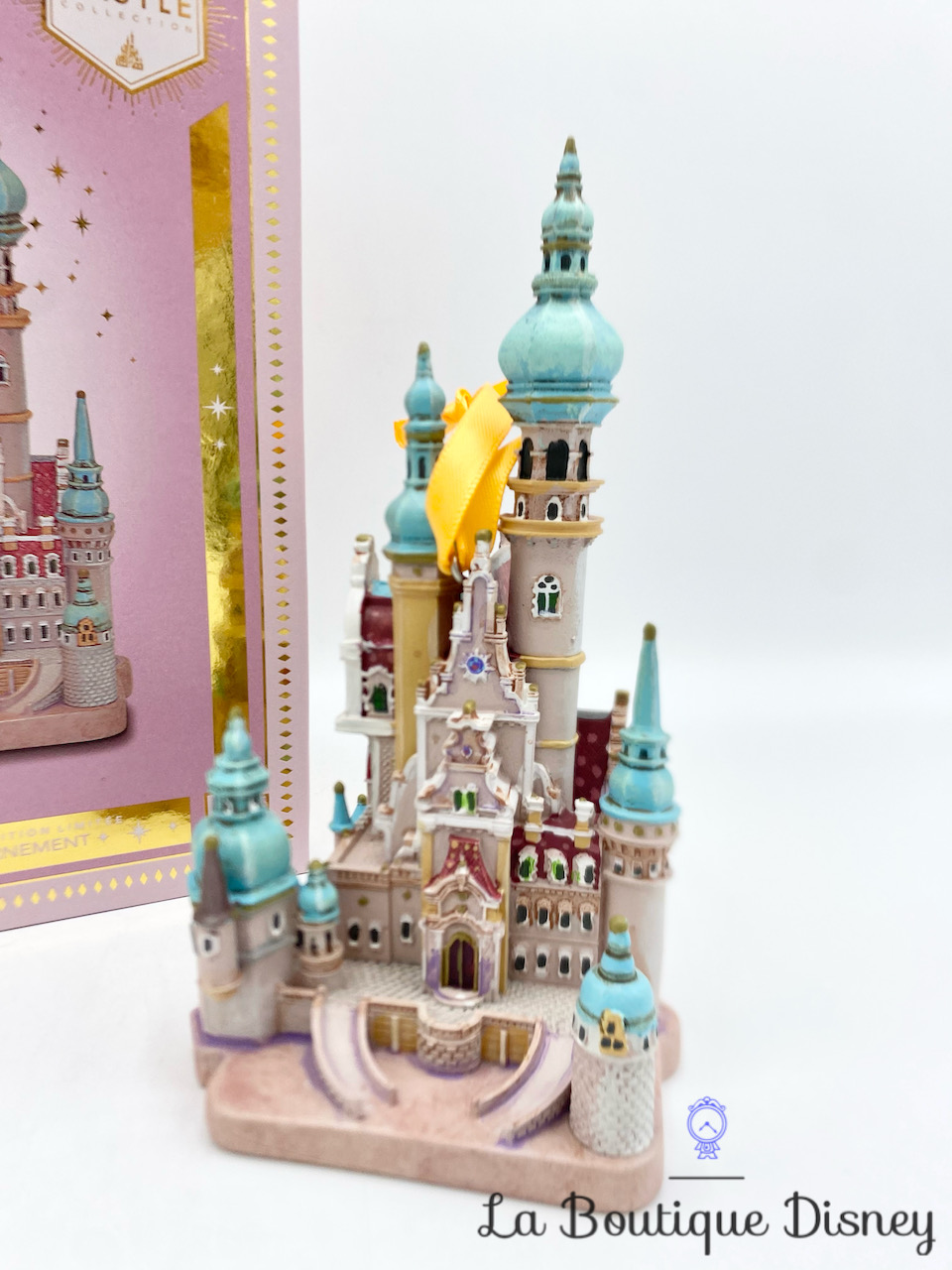 ornement-disney-castle-collection-raiponce-chateau-5-édition-limitée-disney-store-boule-noel-suspension-7