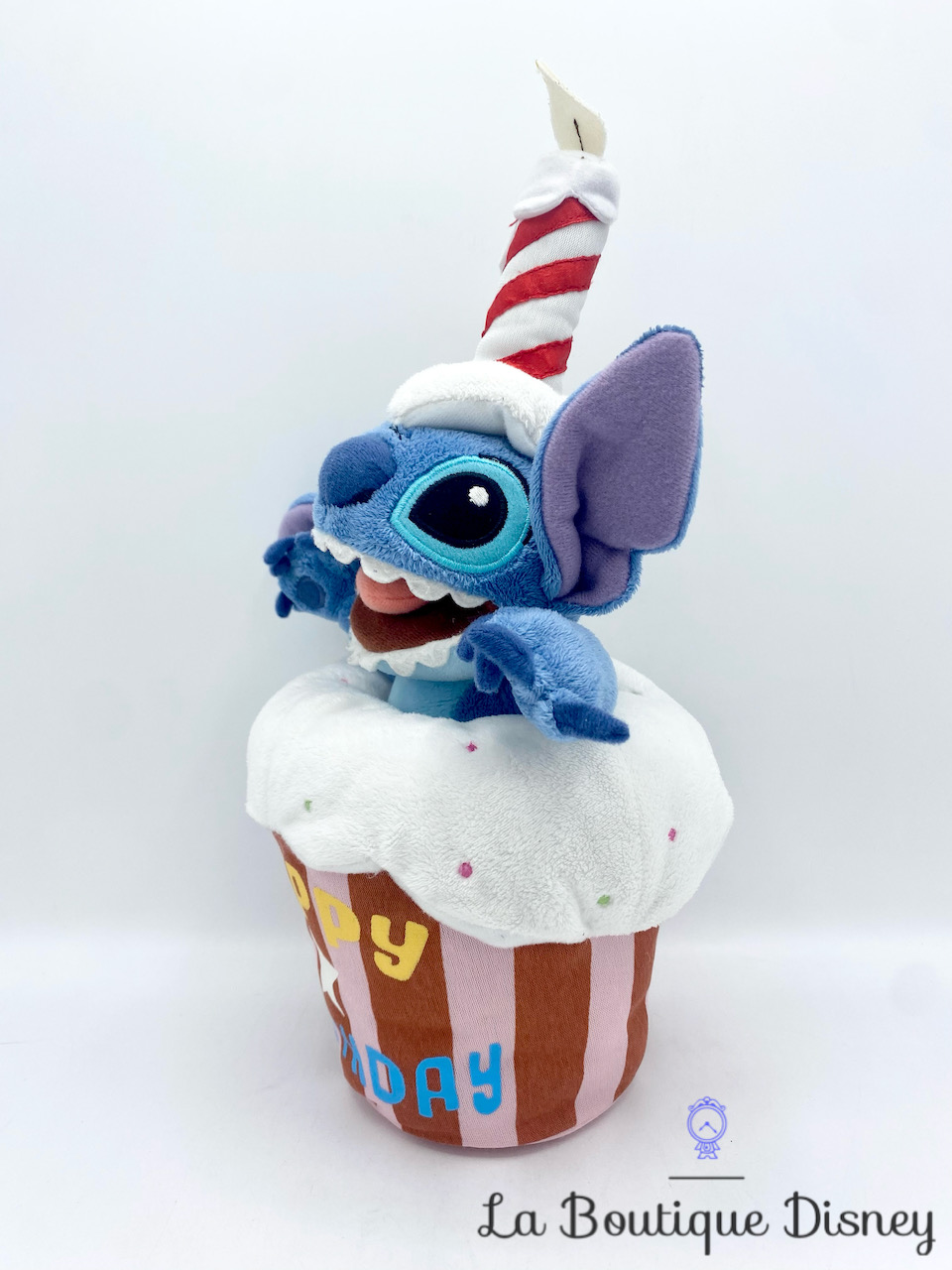 Peluche Stitch Happy Birthday Disneyland Paris Disney gâteau anniversaire  bougie 30 cm