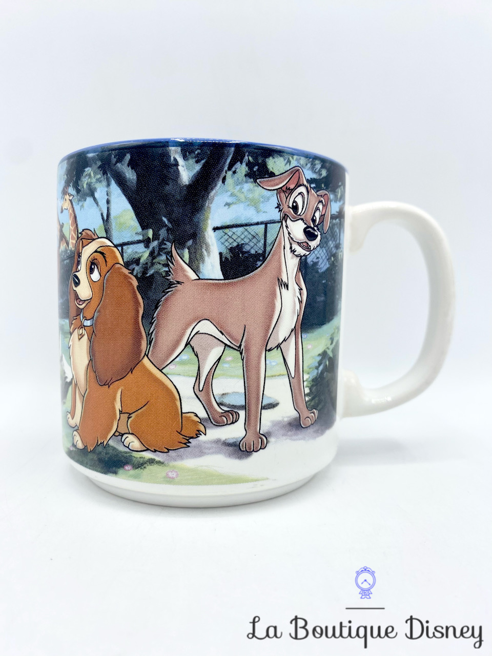 Tasse scène La belle et le clochard The Walt Disney Company England mug scène film zoo castor parc