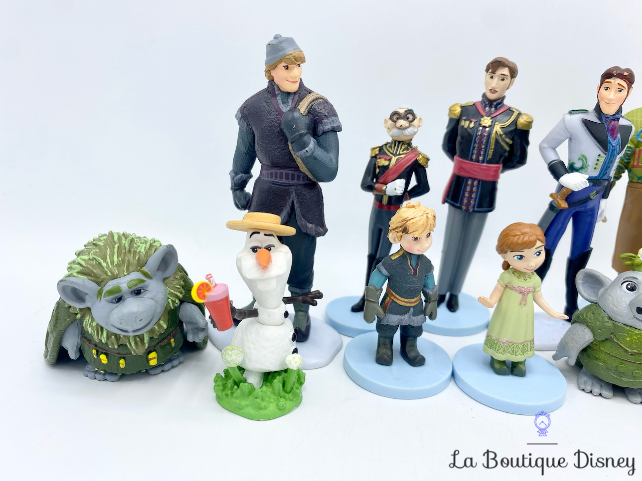 figurines-playset-la-reine-des-neiges-2-disney-store-ensemble-jeu-frozen-1